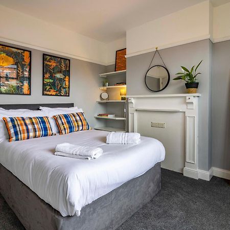 Lovely 4Bdr Home- Off Street Parking Sleeps 7 Nottingham Eksteriør bilde