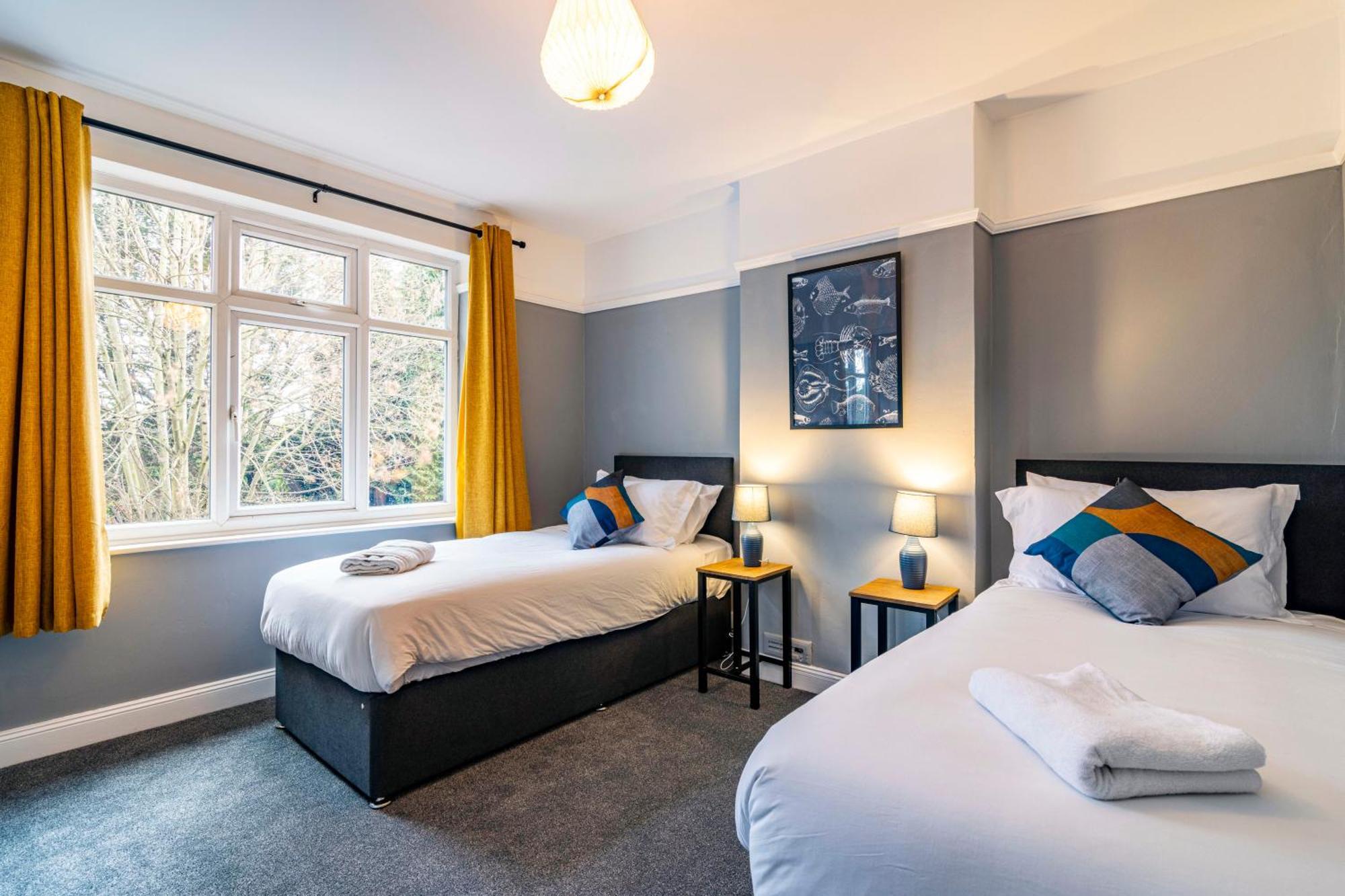 Lovely 4Bdr Home- Off Street Parking Sleeps 7 Nottingham Eksteriør bilde