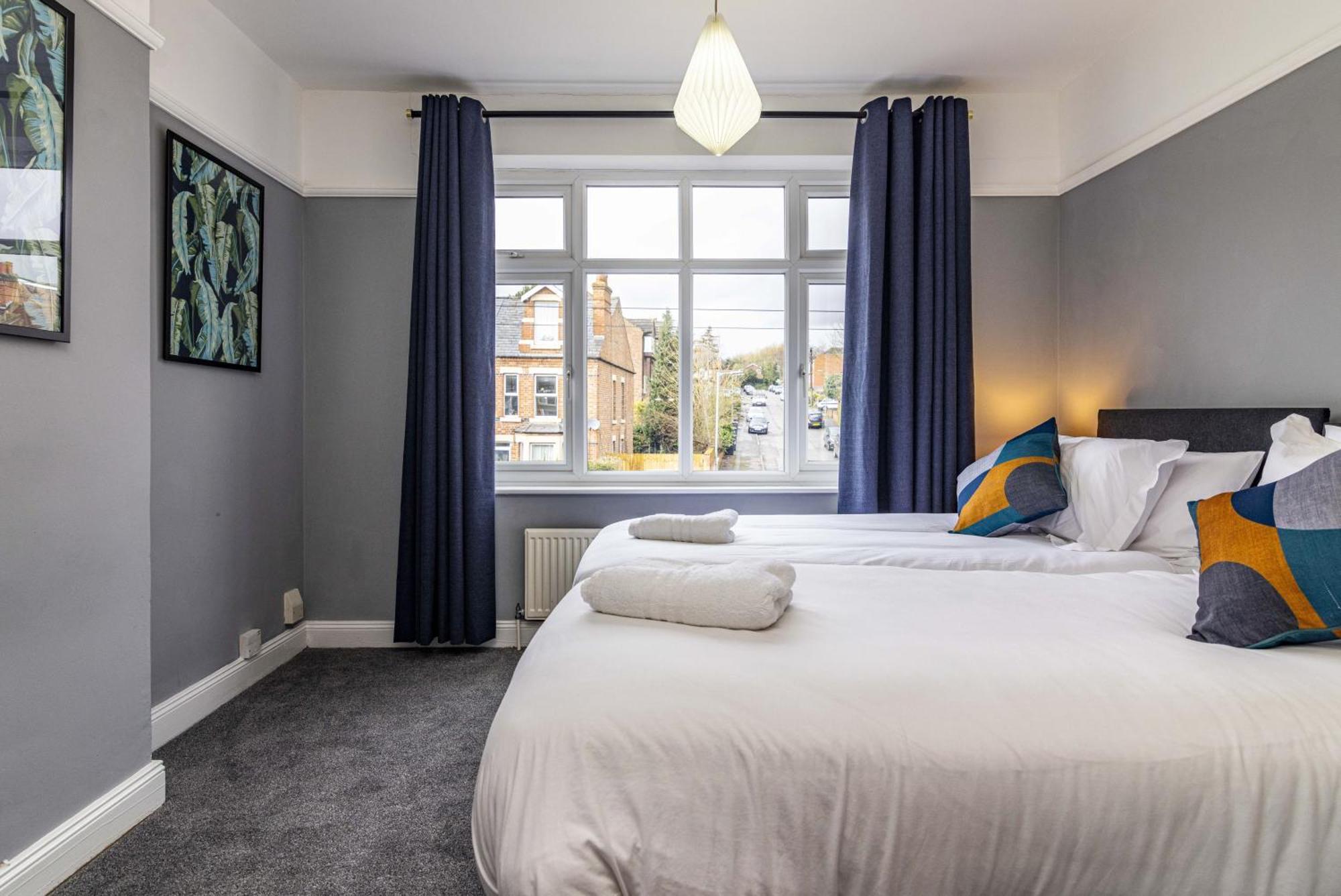 Lovely 4Bdr Home- Off Street Parking Sleeps 7 Nottingham Eksteriør bilde