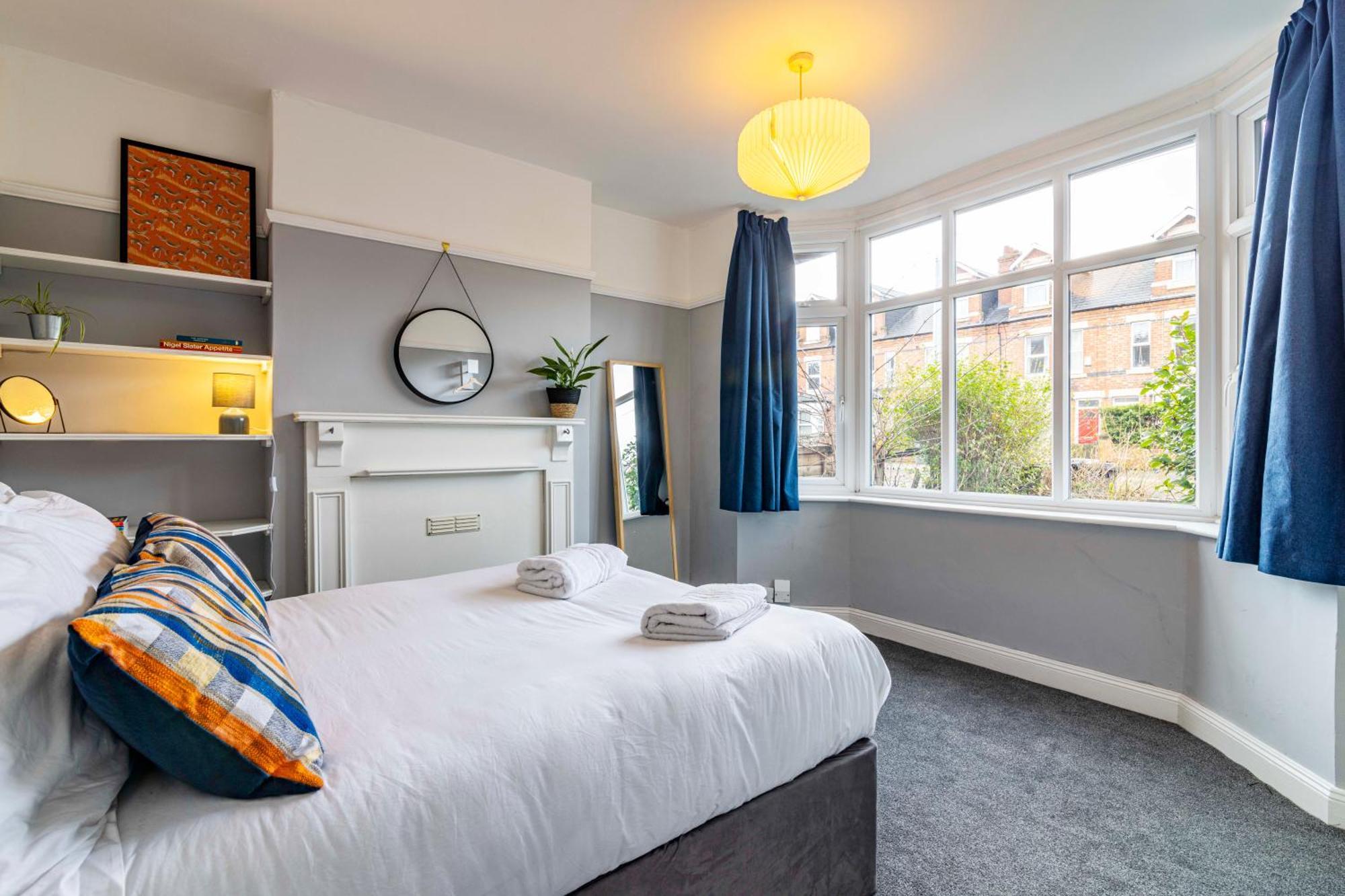 Lovely 4Bdr Home- Off Street Parking Sleeps 7 Nottingham Eksteriør bilde