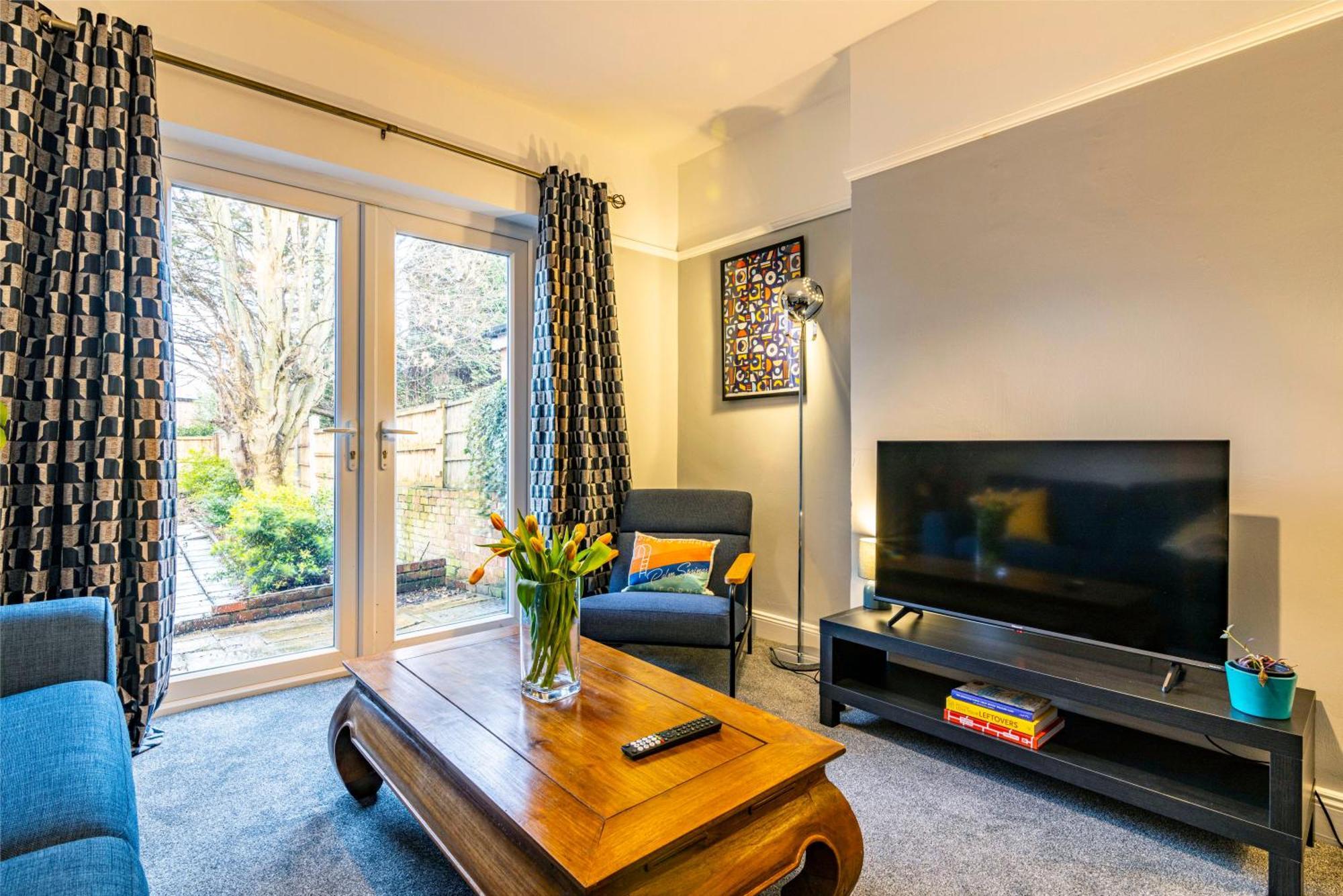 Lovely 4Bdr Home- Off Street Parking Sleeps 7 Nottingham Eksteriør bilde