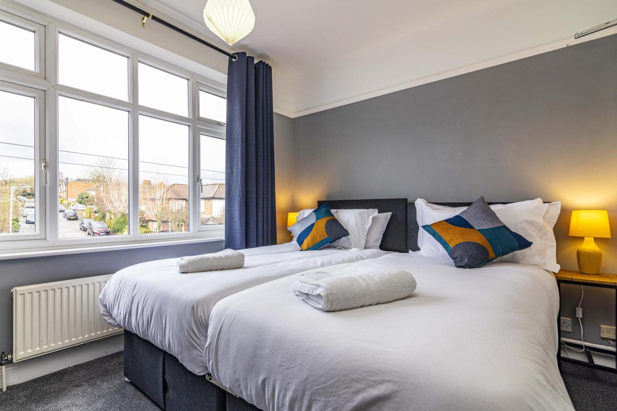 Lovely 4Bdr Home- Off Street Parking Sleeps 7 Nottingham Eksteriør bilde